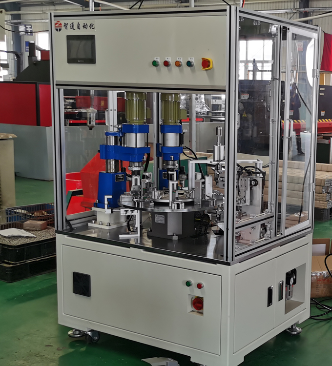 半自動(dòng)鉚接機(jī)